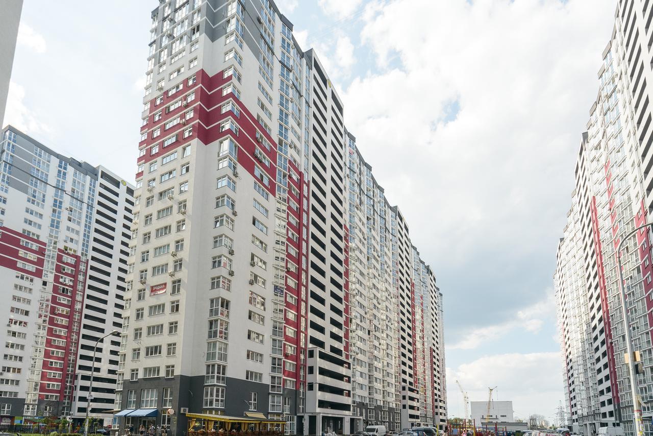 Smart Apartments Drahomanova Kyiv Exterior photo